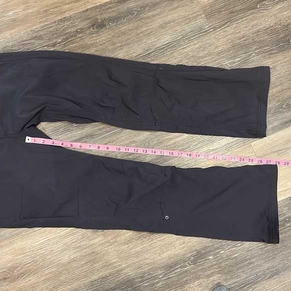 Prana women’s gray hiking pants convertible to Capri length size 12 - Picture 6 of 9